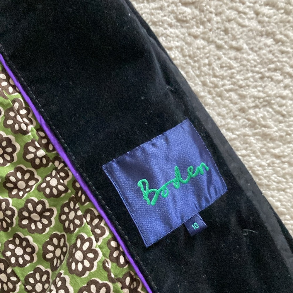 Women’s Boden Black Velvet Jacket - Picture 2 of 5